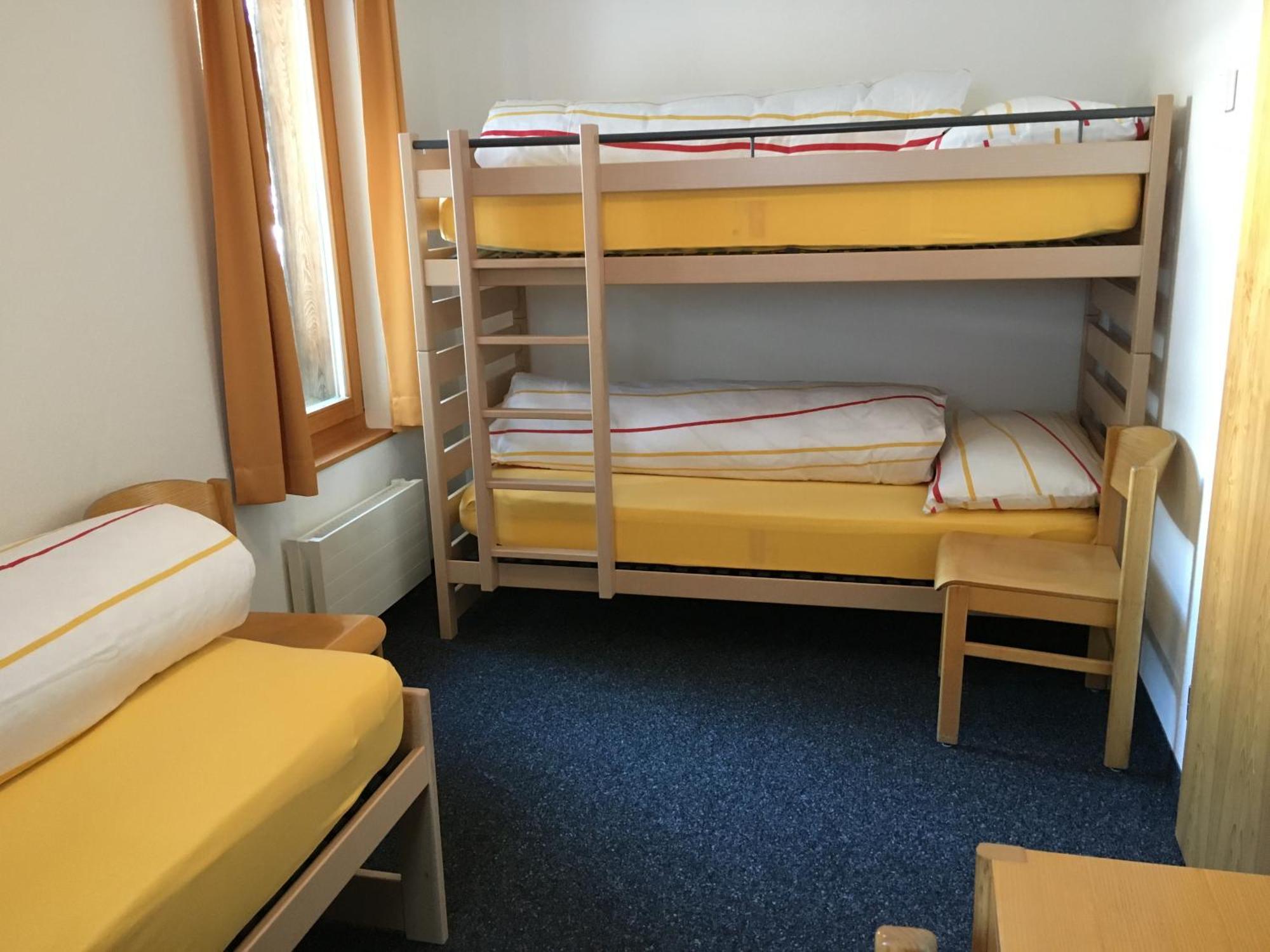 Hotel Seebueel دافوس المظهر الخارجي الصورة